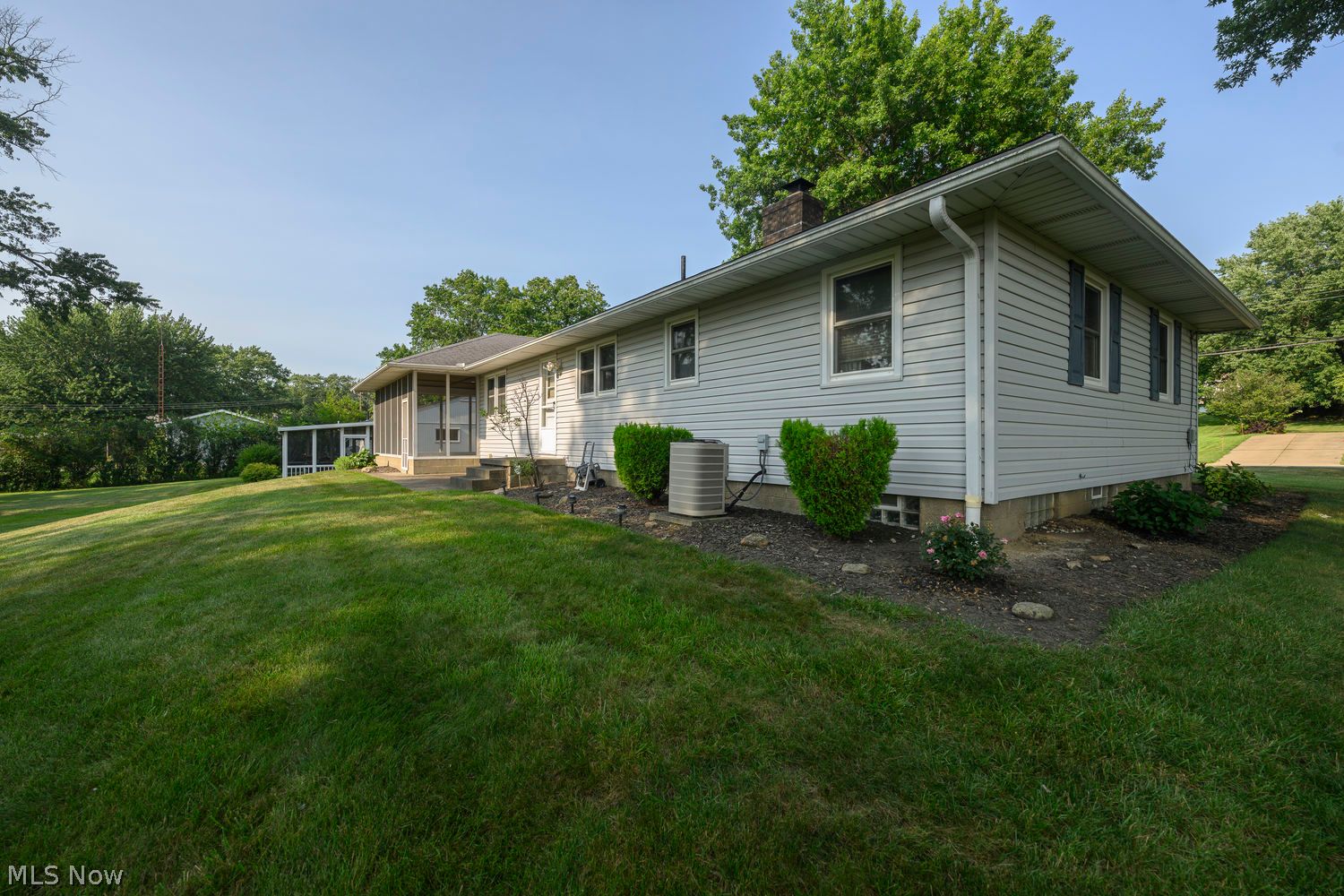 721 Lindy Lane Avenue SW North Canton OH 44720