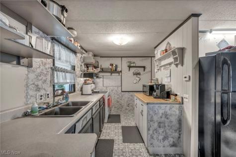 35157 Center Ridge Road North Ridgeville OH 44039