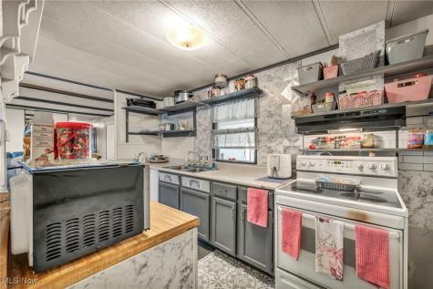 35157 Center Ridge Road North Ridgeville OH 44039