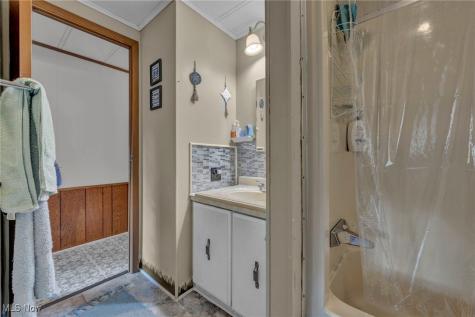35157 Center Ridge Road North Ridgeville OH 44039