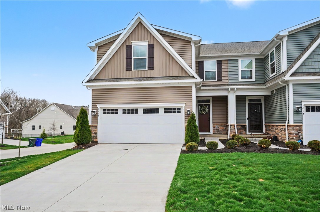 1610 Mud Brook Lane Akron OH 44313