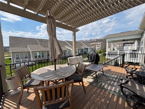 1610 Mud Brook Lane Akron OH 44313