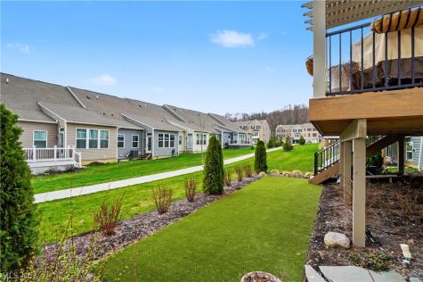 1610 Mud Brook Lane Akron OH 44313