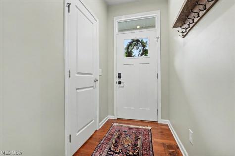 1610 Mud Brook Lane Akron OH 44313