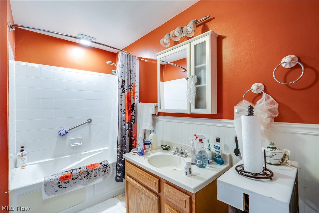 21840 Miller Avenue Euclid OH 44119