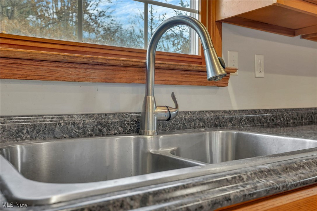 390 Spring Valley Drive Zanesville OH 43701