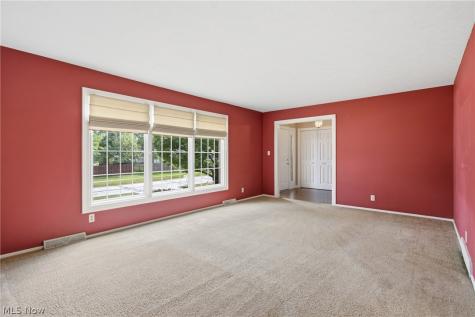 7000 Drexel Drive Seven Hills OH 44131