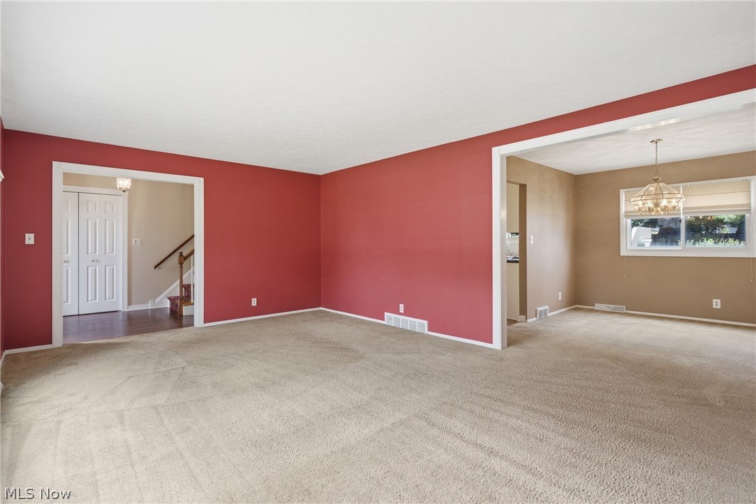 7000 Drexel Drive Seven Hills OH 44131