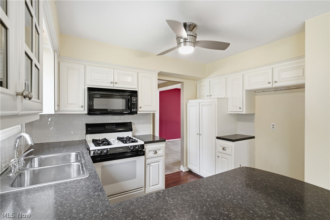 7000 Drexel Drive Seven Hills OH 44131