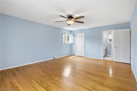 7000 Drexel Drive Seven Hills OH 44131
