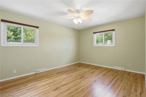 7000 Drexel Drive Seven Hills OH 44131