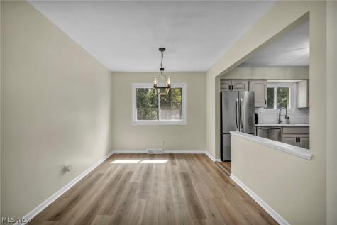 24397 Noreen Drive North Olmsted OH 44070