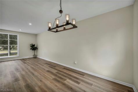 24397 Noreen Drive North Olmsted OH 44070