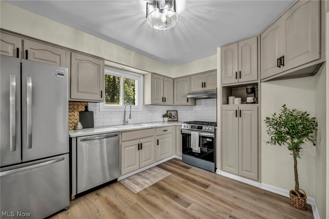 24397 Noreen Drive North Olmsted OH 44070