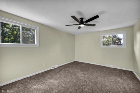 24397 Noreen Drive North Olmsted OH 44070