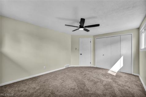 24397 Noreen Drive North Olmsted OH 44070