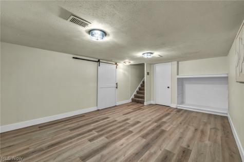 24397 Noreen Drive North Olmsted OH 44070