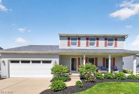 125 Queen Anne Circle Elyria OH 44035