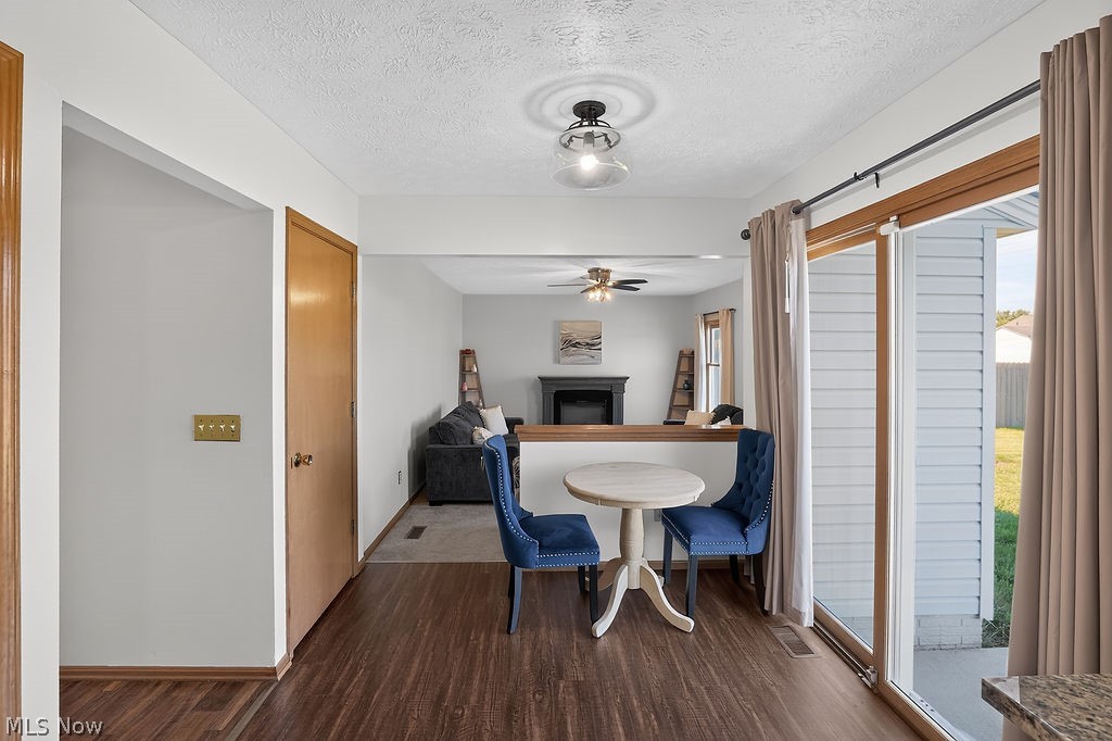 125 Queen Anne Circle Elyria OH 44035