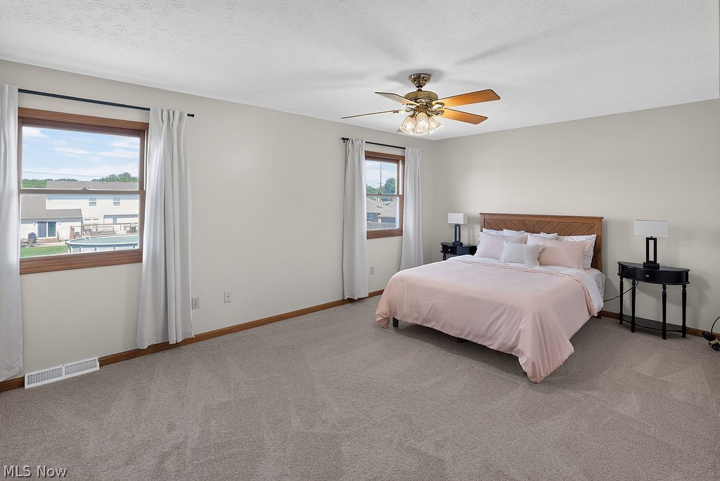 125 Queen Anne Circle Elyria OH 44035