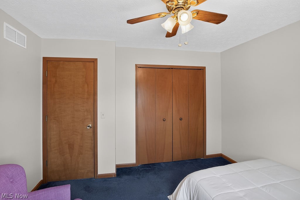 125 Queen Anne Circle Elyria OH 44035