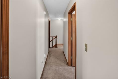 125 Queen Anne Circle Elyria OH 44035