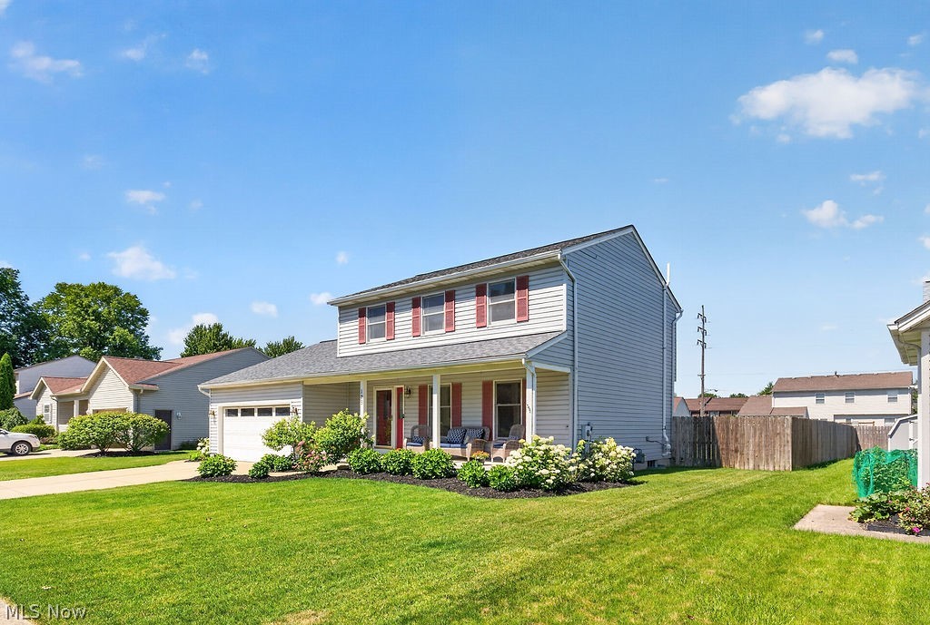 125 Queen Anne Circle Elyria OH 44035