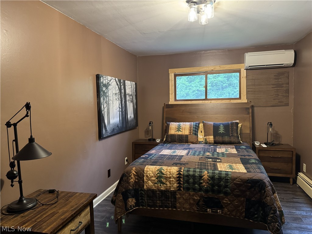 6779 N Park Avenue Bristolville OH 44402
