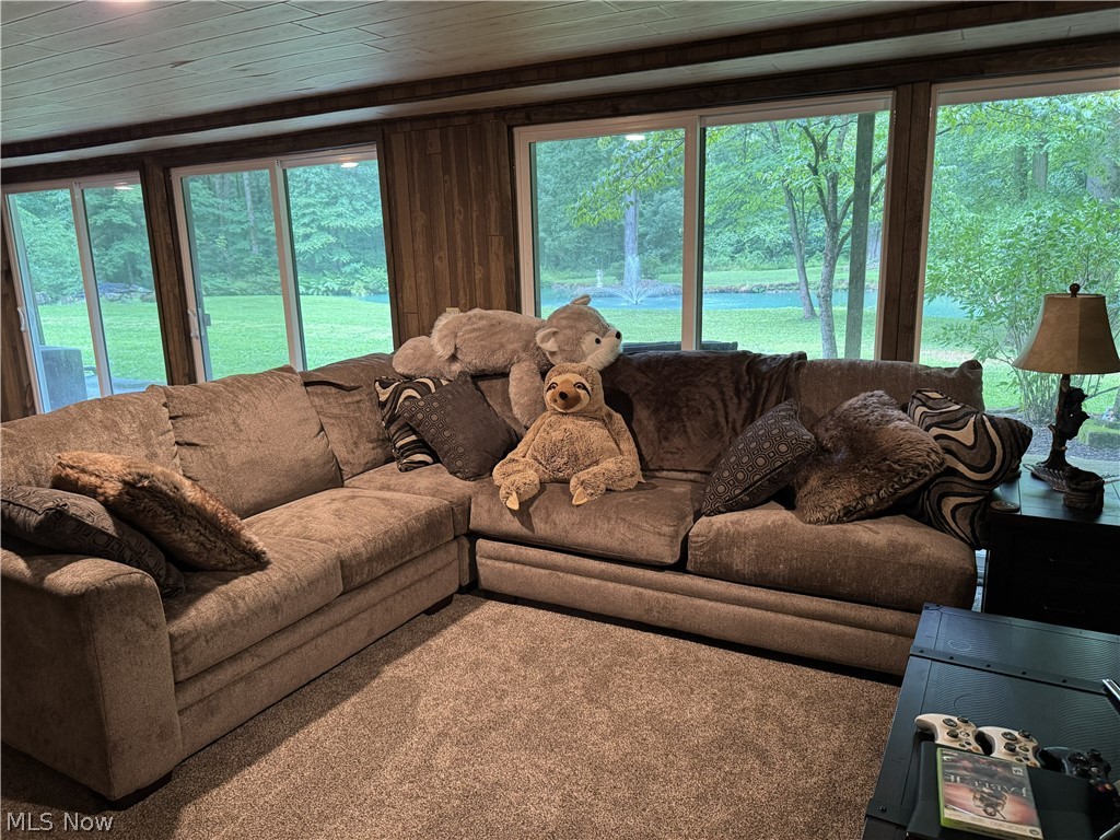 6779 N Park Avenue Bristolville OH 44402