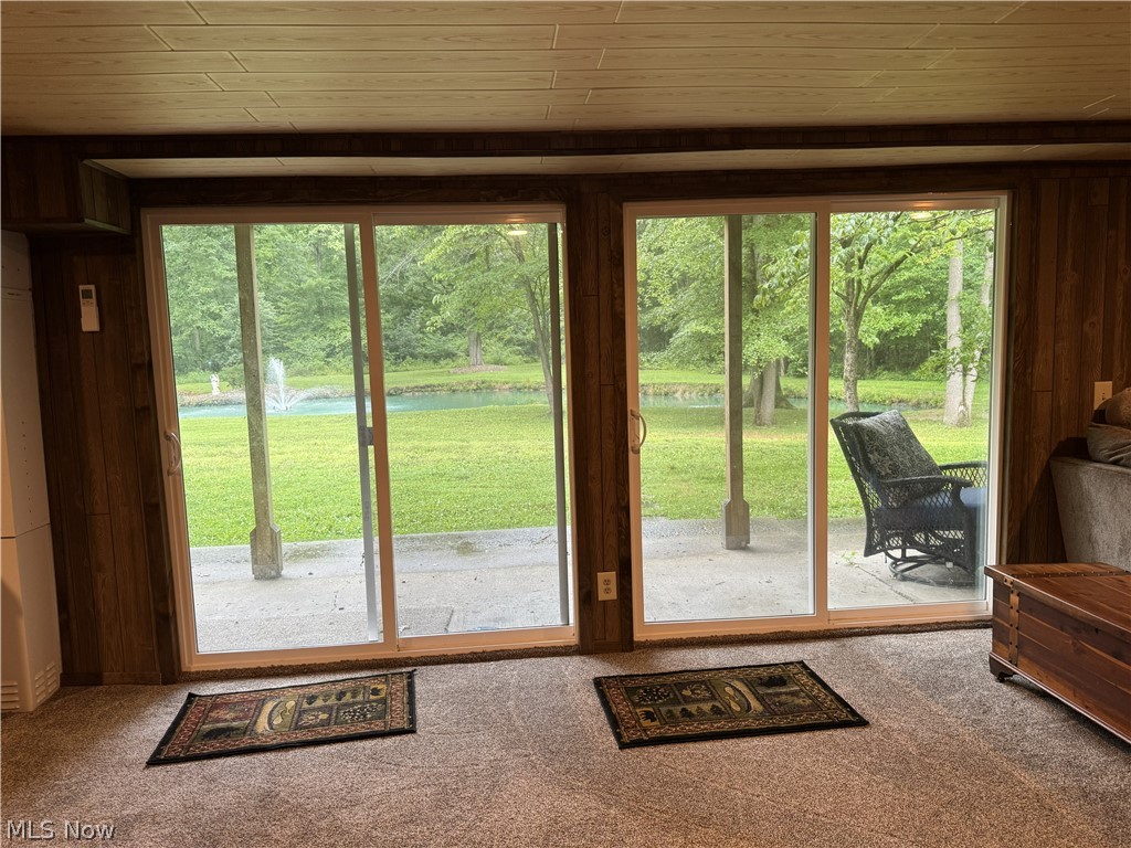 6779 N Park Avenue Bristolville OH 44402