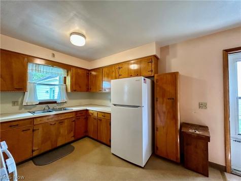 3241 Estates Circle Youngstown OH 44511
