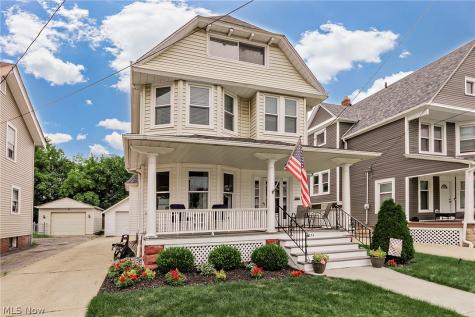 1374 Cranford Avenue Lakewood OH 44107