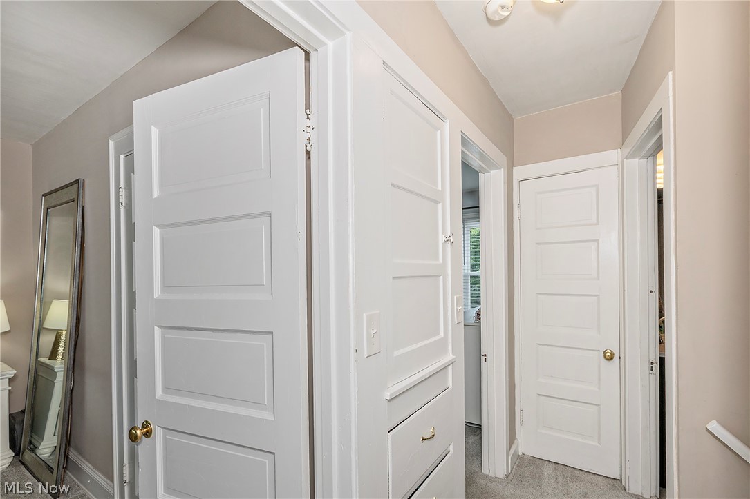 1374 Cranford Avenue Lakewood OH 44107