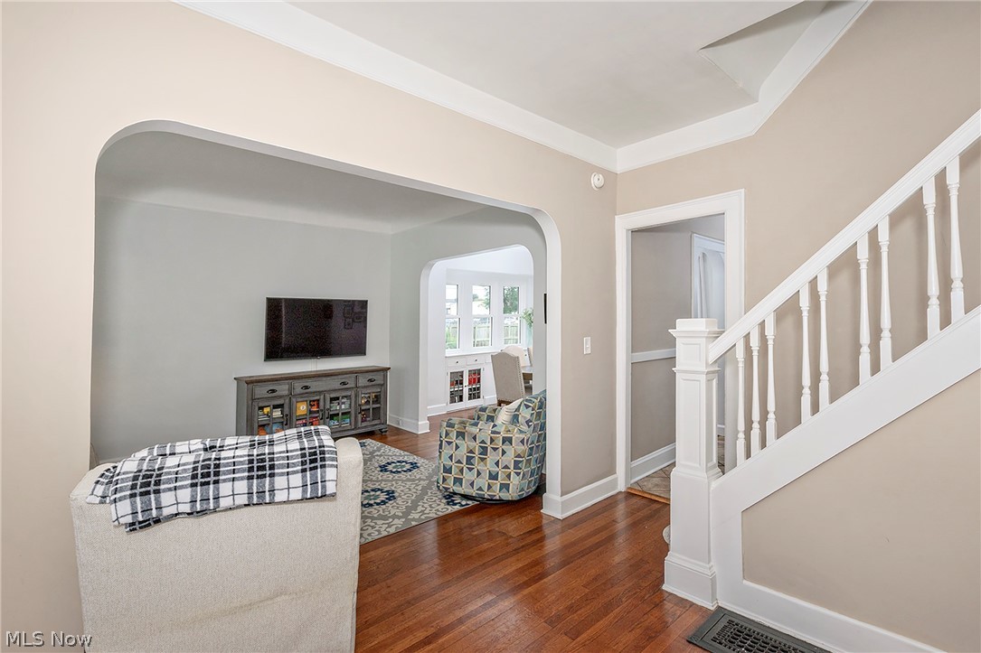 1374 Cranford Avenue Lakewood OH 44107