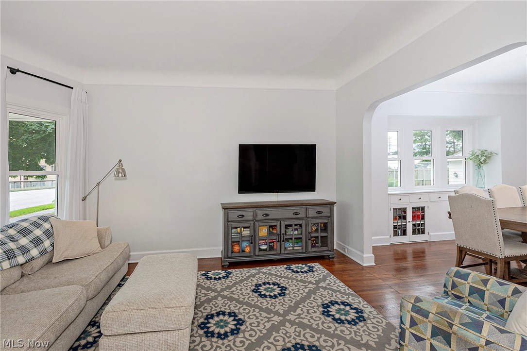 1374 Cranford Avenue Lakewood OH 44107