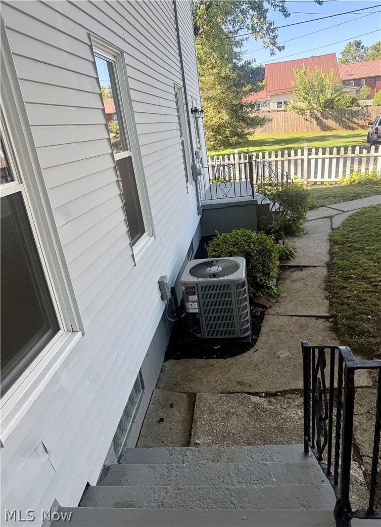 8246 W Columbia Street Masury OH 44438