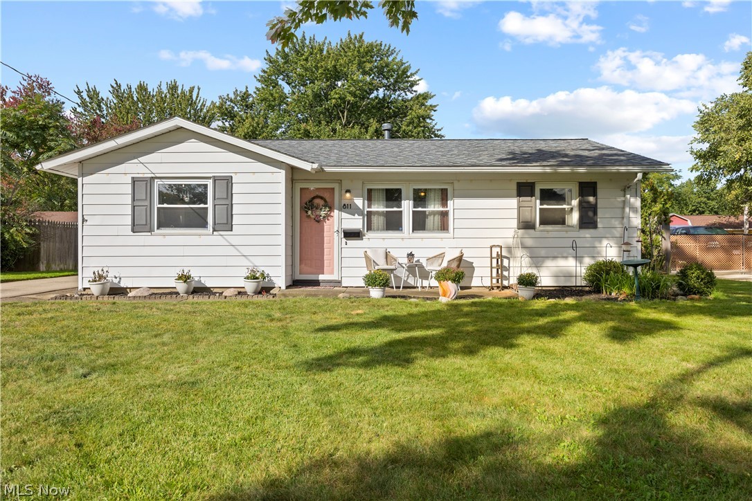 811 Concord Avenue Elyria OH 44035