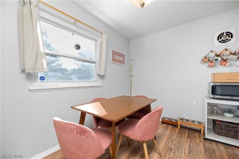 811 Concord Avenue Elyria OH 44035