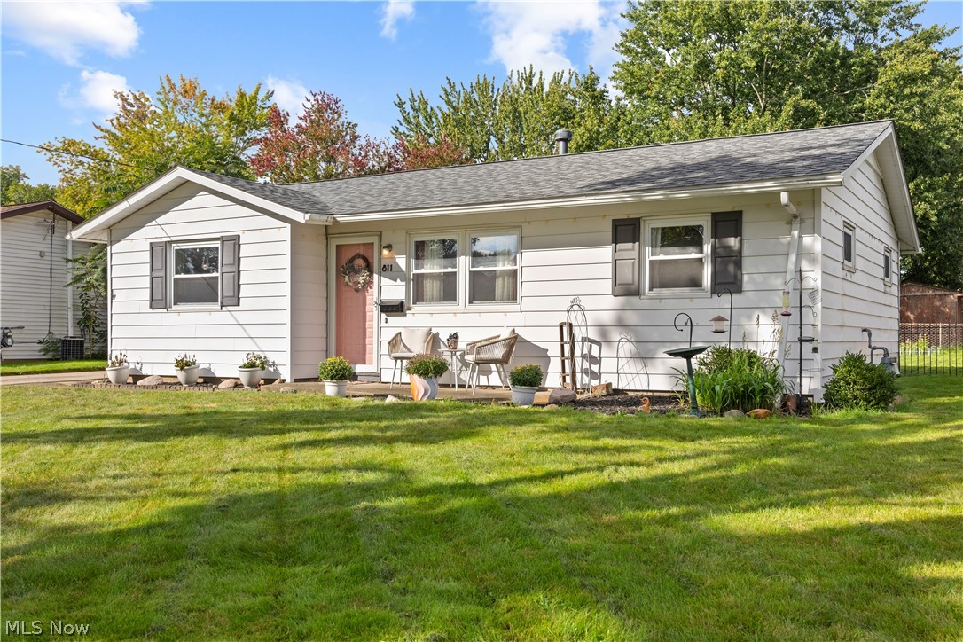 811 Concord Avenue Elyria OH 44035