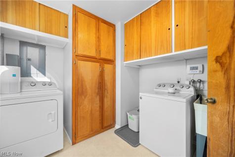 811 Concord Avenue Elyria OH 44035