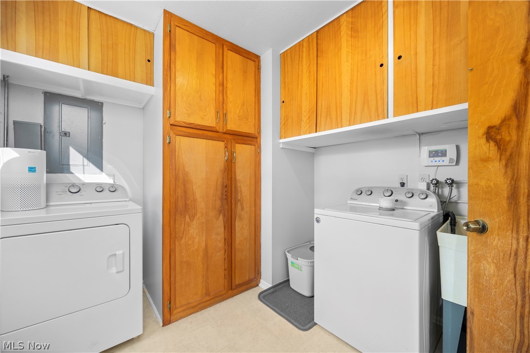 811 Concord Avenue Elyria OH 44035