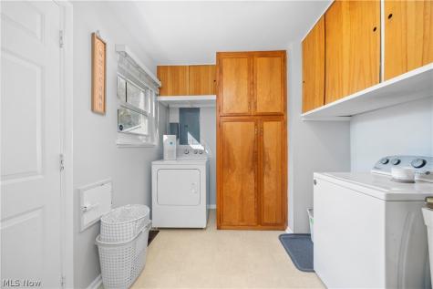 811 Concord Avenue Elyria OH 44035