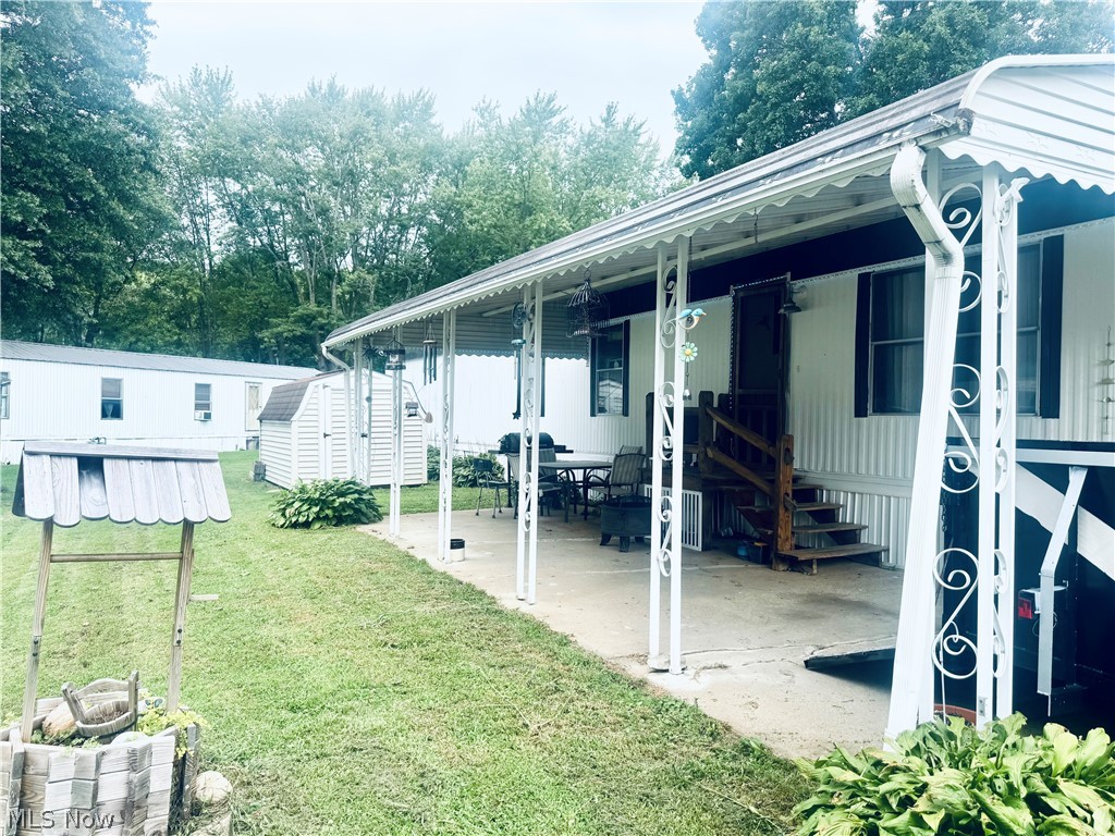 7443 Spillway Lisbon OH 44431