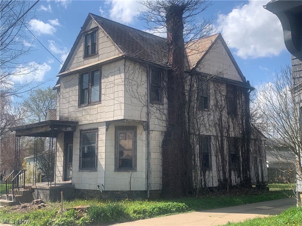 636 E Perry Street Salem OH 44460
