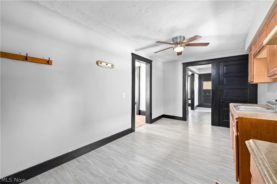 1592 Newman Avenue Lakewood OH 44107