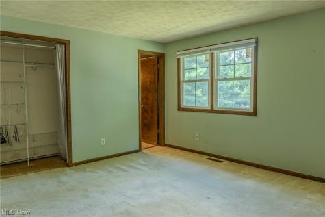 203 Albany Drive NW Canton OH 44708