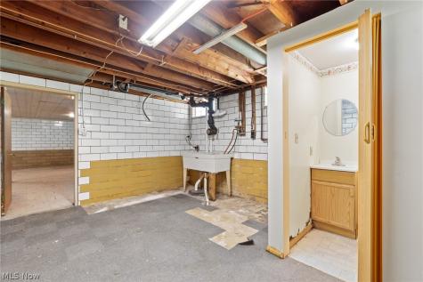 5316 Taylor Road Norton OH 44203