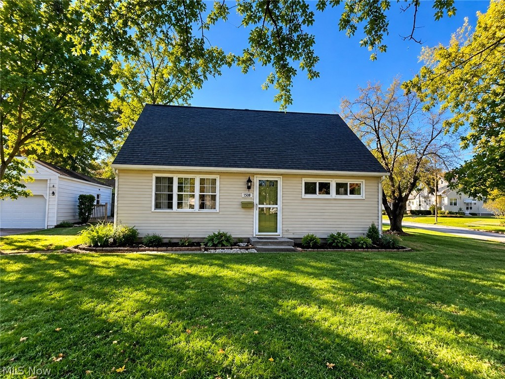 1936 Windsor Street Cuyahoga Falls OH 44221