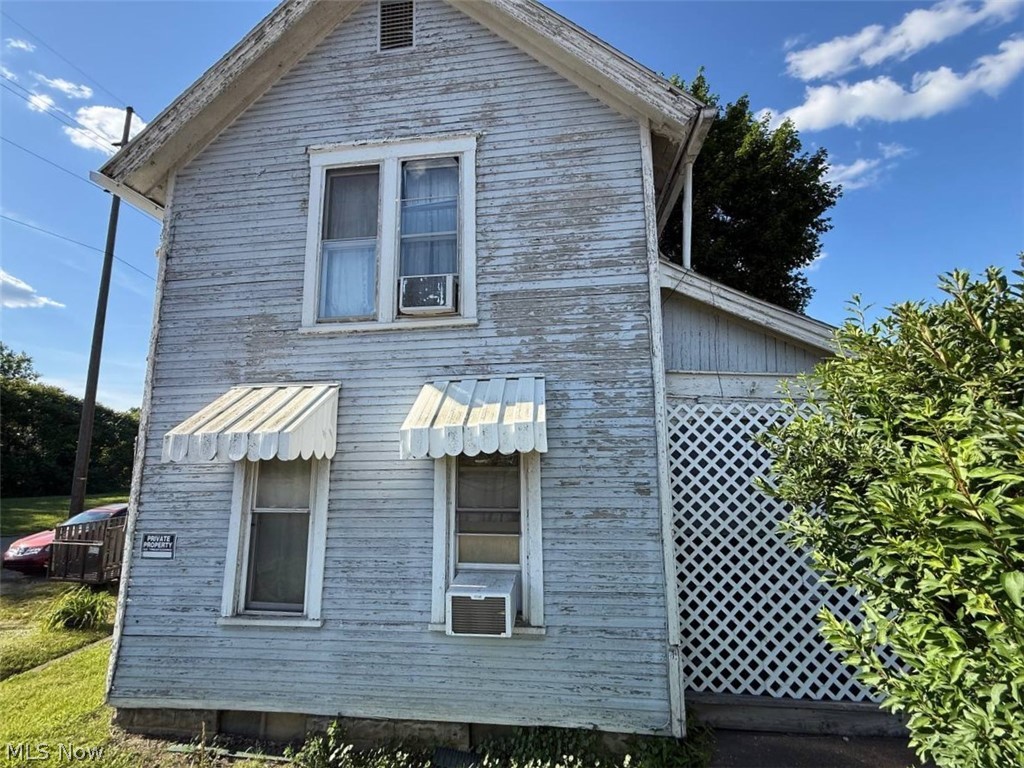 104 Chestnut Street Coshocton OH 43812