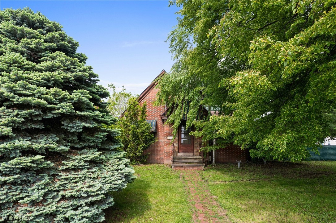 3134 W 140th Cleveland OH 44111